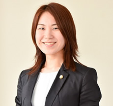 弁護士 青山玲弓