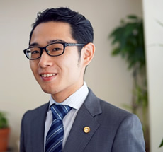 弁護士 中川匡亮